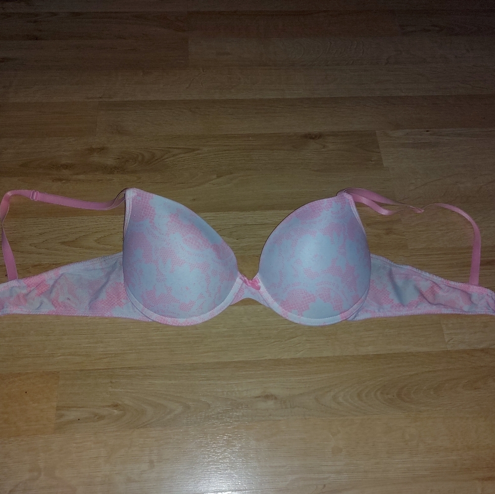 Smart & sexy bra 36C